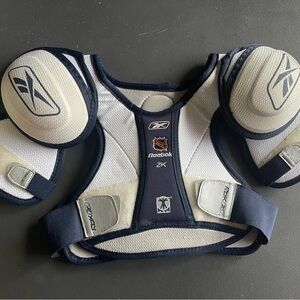 Reebok 2K Hockey Shoulder Pads